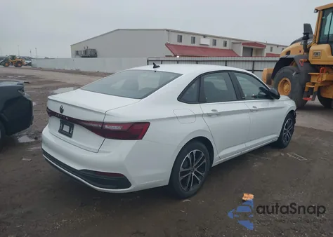 2025 Volkswagen Jetta 1.5T Sport from USA, damaged, VIN 3VWBX7BU0SM040363